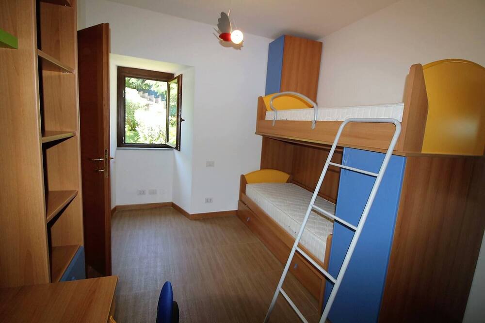 Photo of Bedroom in Pella