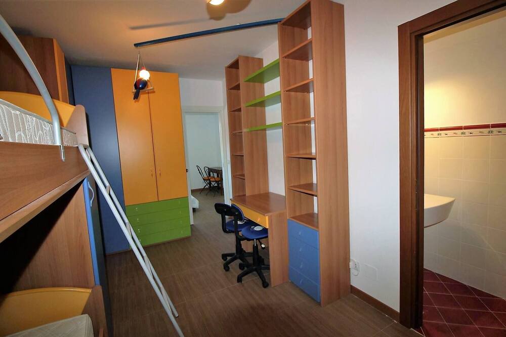 Photo of Bedroom in Pella