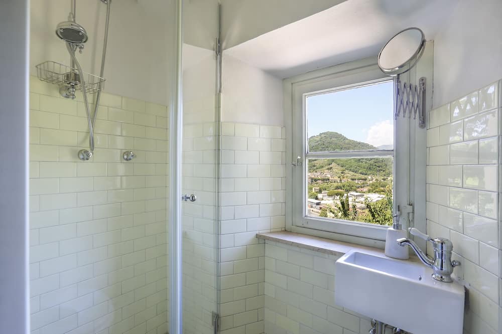Photo of Bathroom in Nozanno