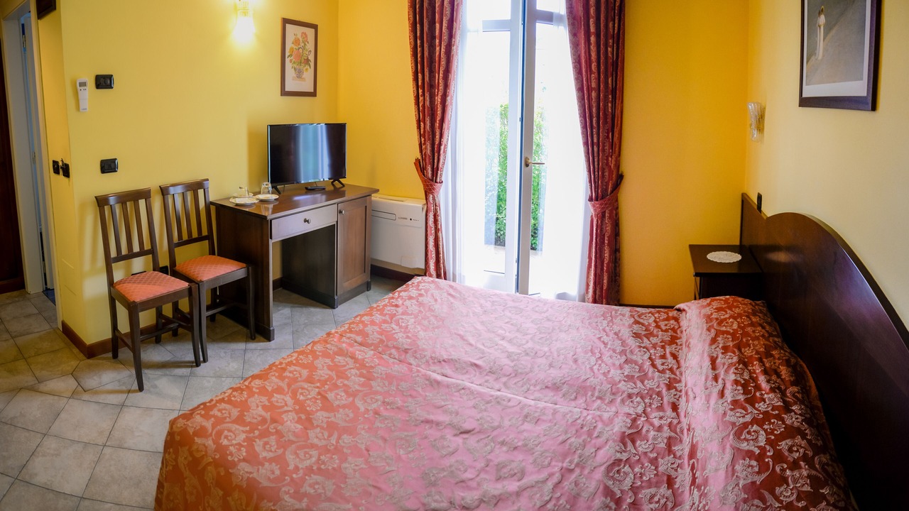 Photo of Bedroom in Barghe