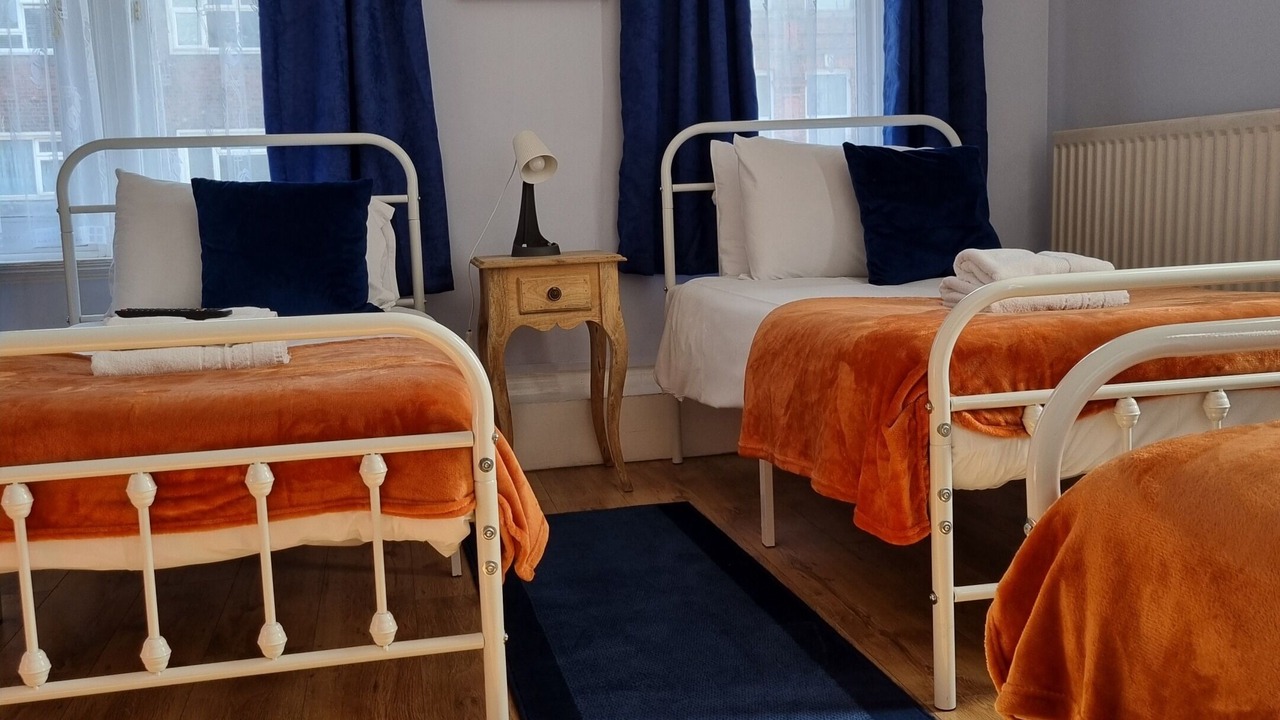 Photo of Bedroom in Mapesbury