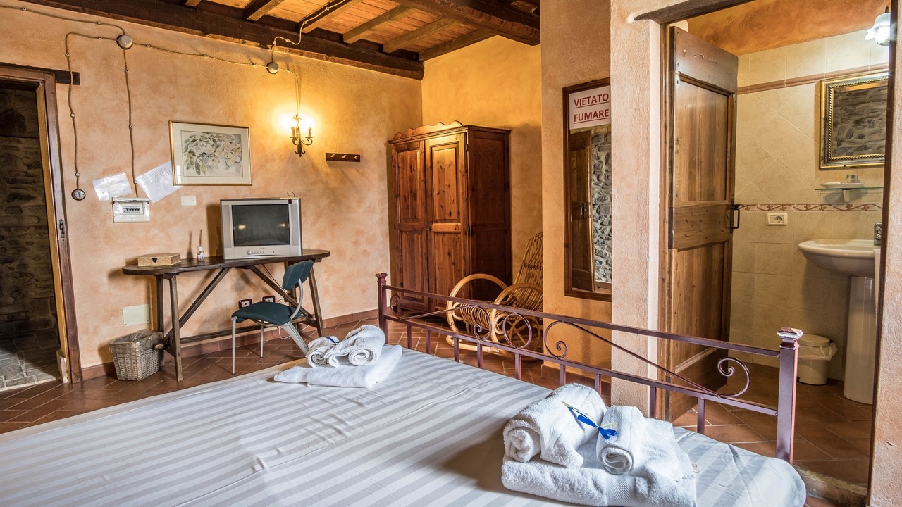 Photo of Bedroom in Montelovesco