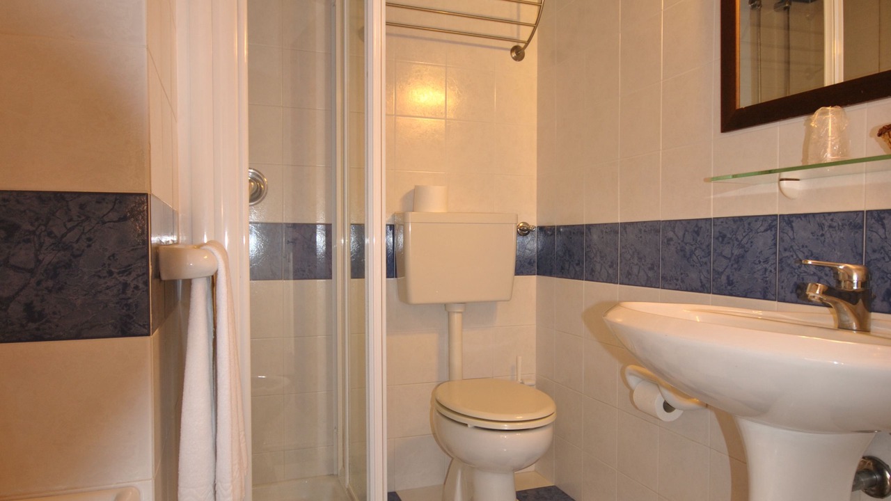 Photo of Bathroom in Gardola
