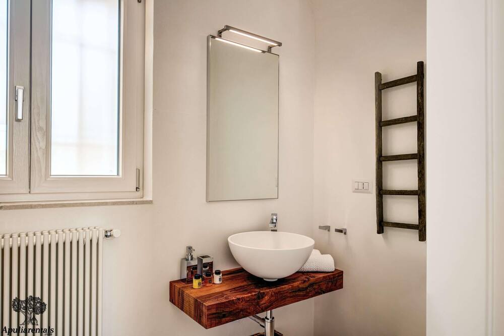 Photo of Bathroom in Ostuni