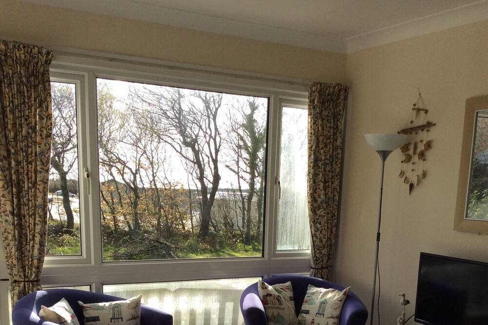 Photo of Livingroom in Bude