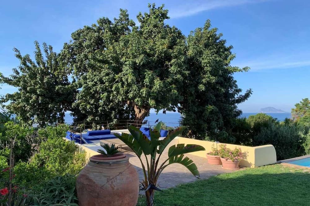 Photo of Outdoor in Santa Marina Salina