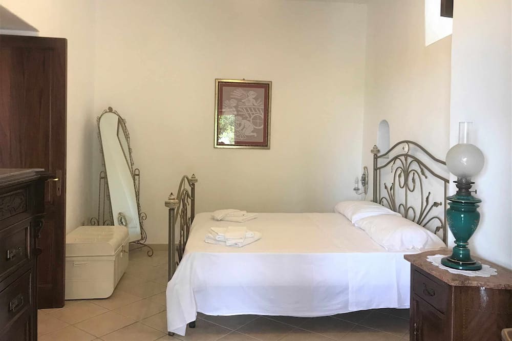 Photo of Bedroom in Malfa