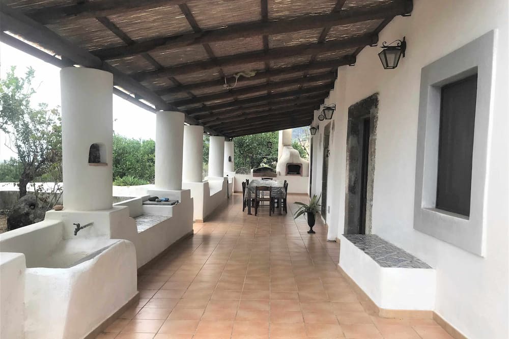 Photo of Patio Balcony in Malfa