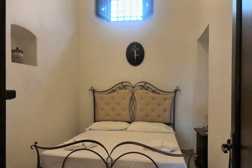 Photo of Bedroom in Malfa