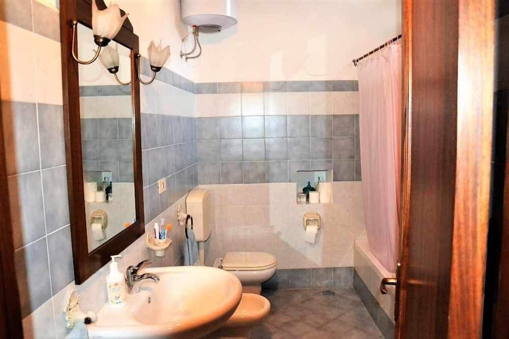 Photo of Bathroom in Malfa
