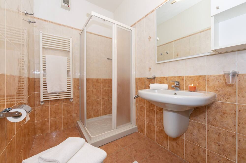 Photo of Bathroom in Porlezza