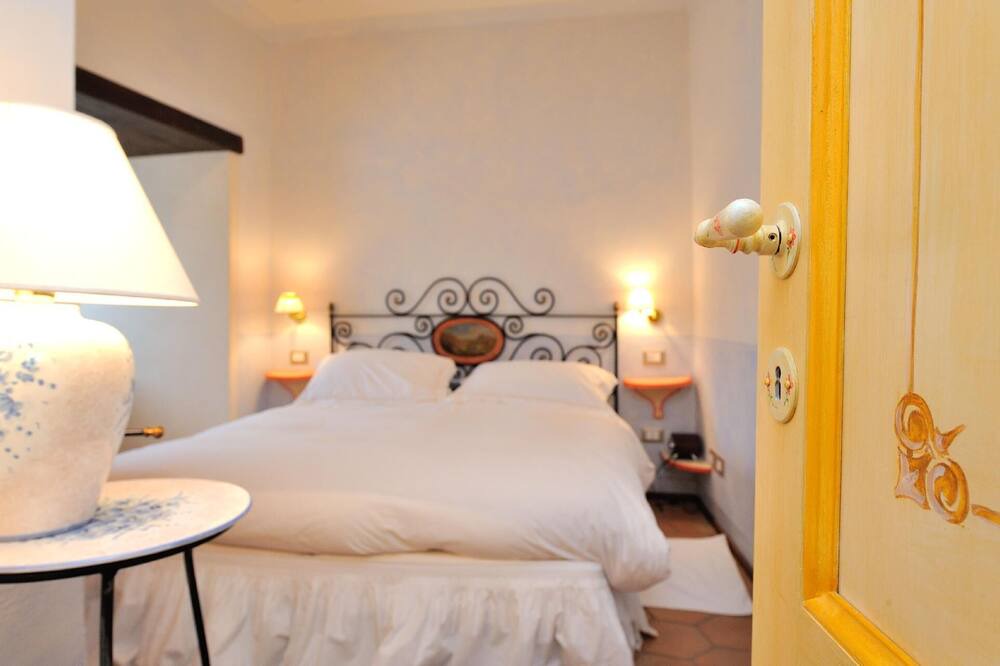 Photo of Bedroom in Scheggino
