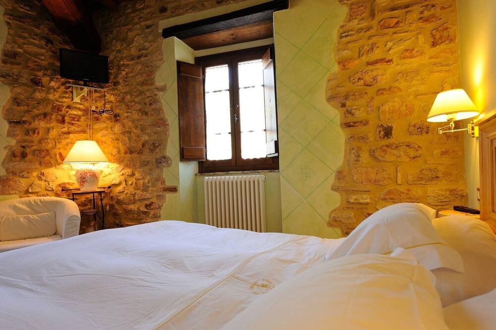 Photo of Bedroom in Scheggino
