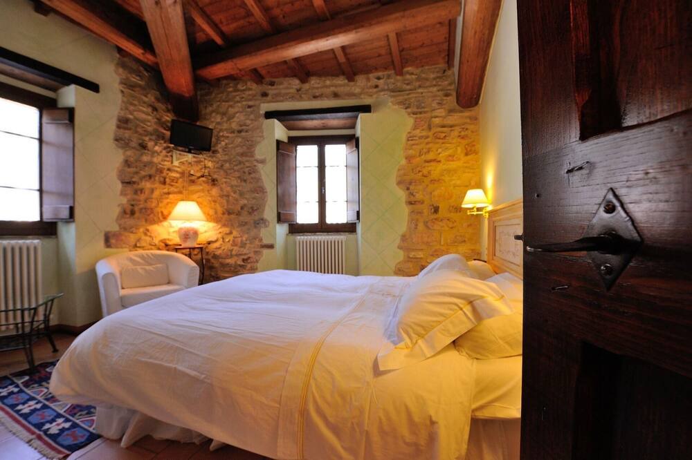 Photo of Bedroom in Scheggino