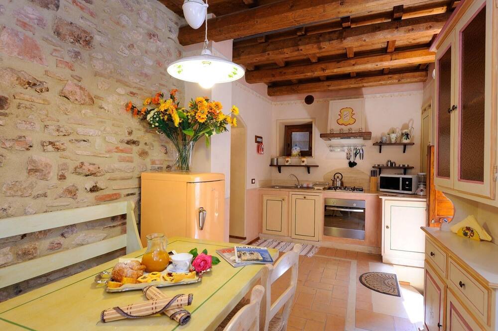 Photo of Kitchen in Scheggino
