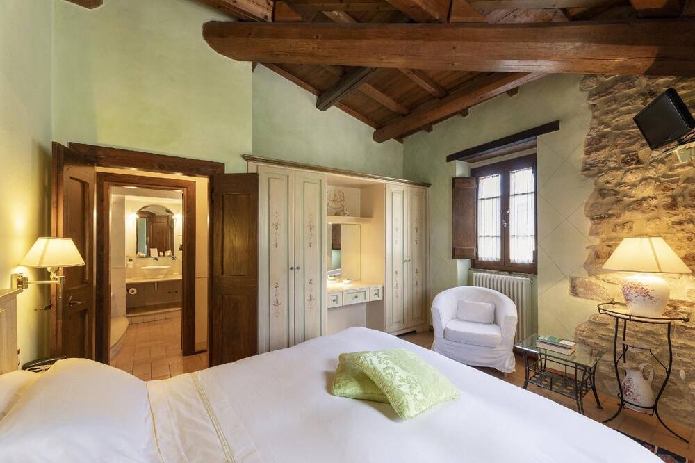 Photo of Bedroom in Scheggino