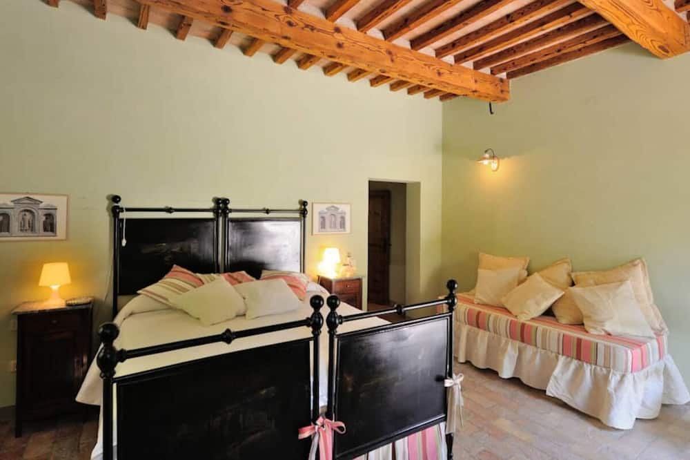 Photo of Bedroom in Rupoli