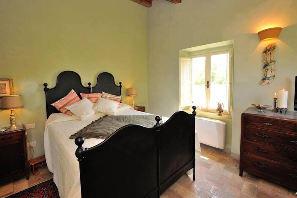 Photo of Bedroom in Rupoli