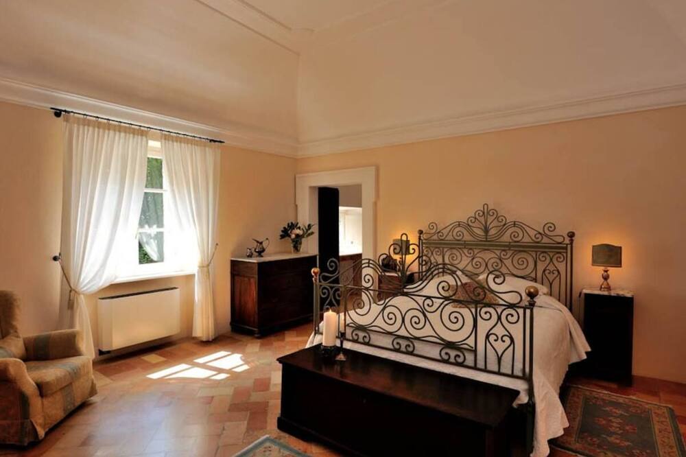 Photo of Bedroom in Rupoli
