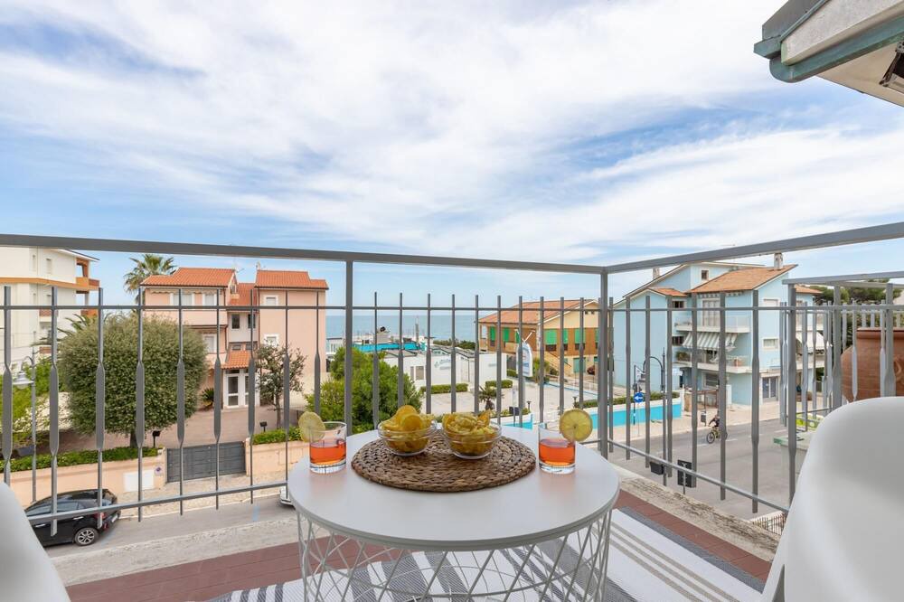 Photo of Patio Balcony in Marcelli