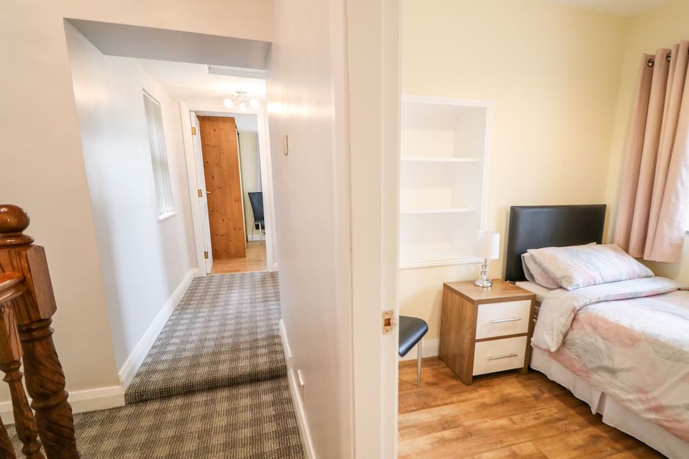 Photo of Bedroom in Annalong