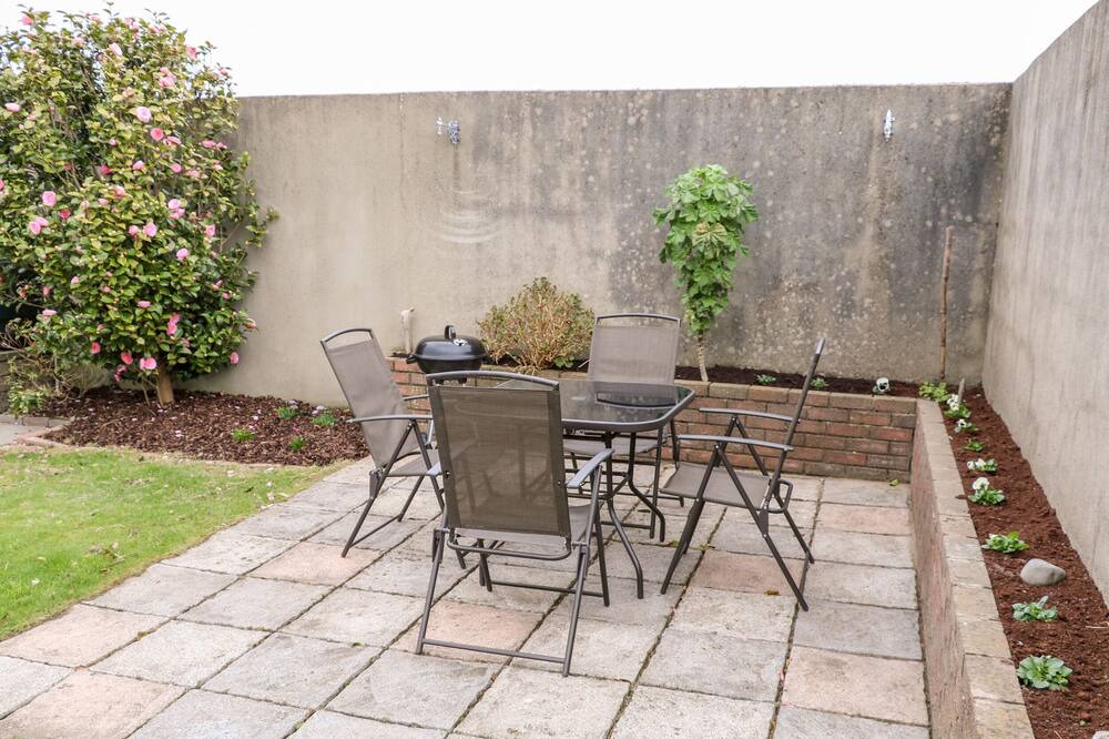 Photo of Patio Balcony in Annalong