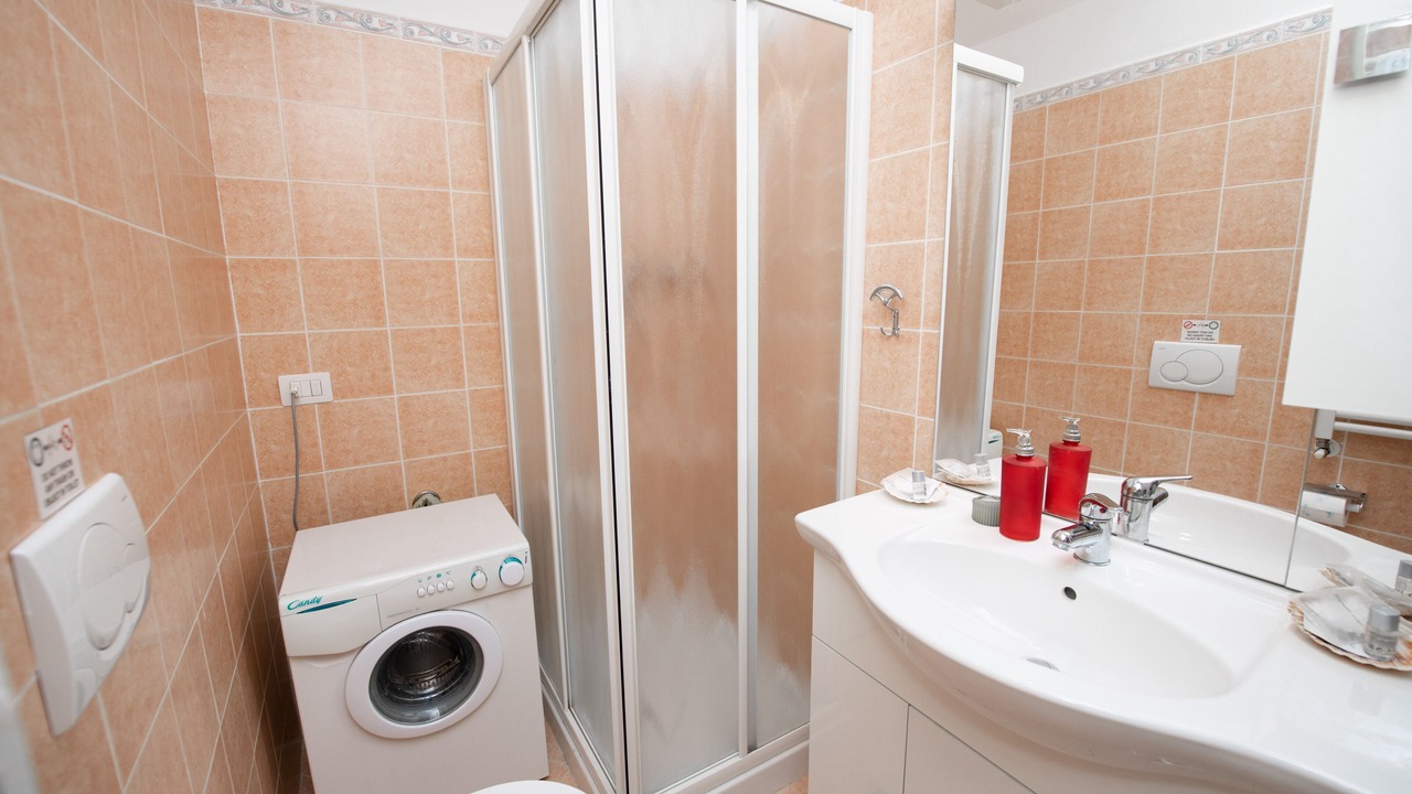 Photo of Bathroom in Lugana