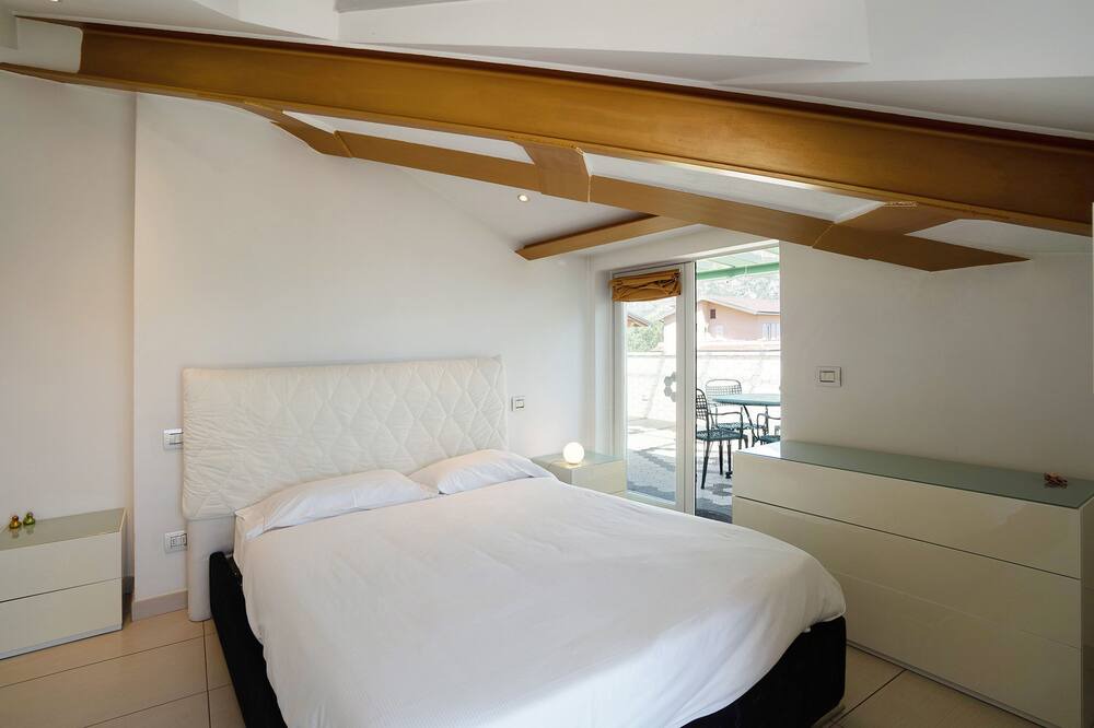 Photo of Bedroom in Feriolo