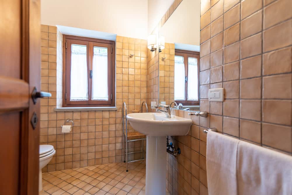 Photo of Bathroom in Chiusi della Verna