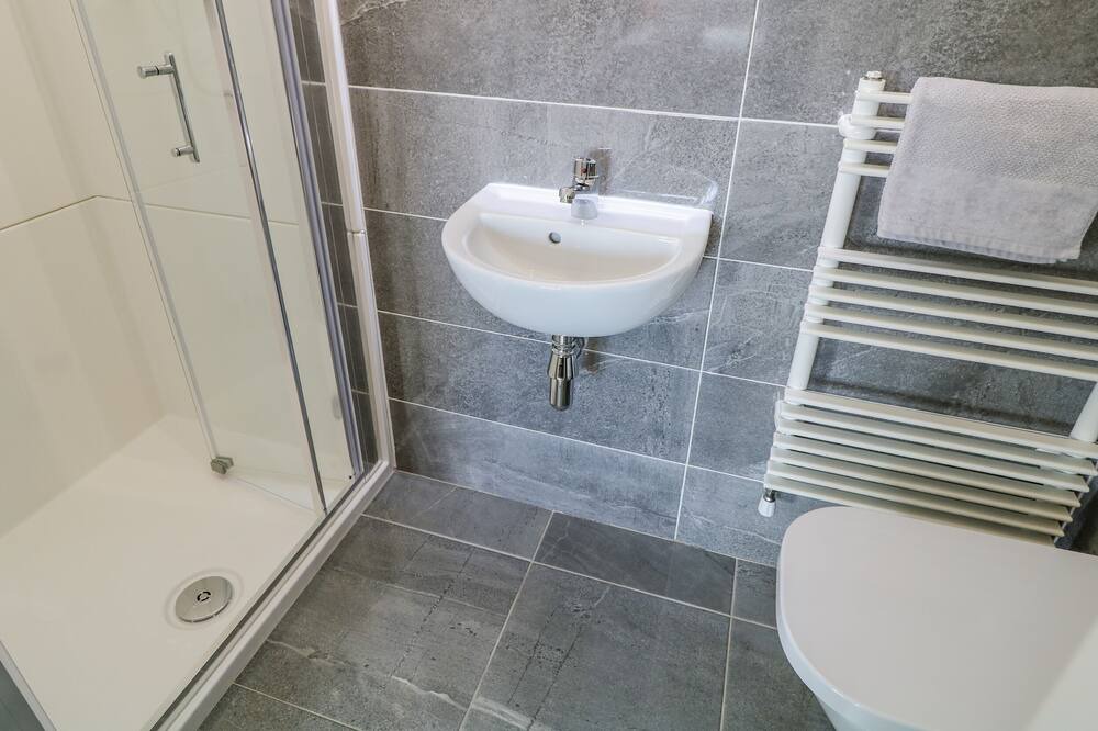 Photo of Bathroom in Irvinestown