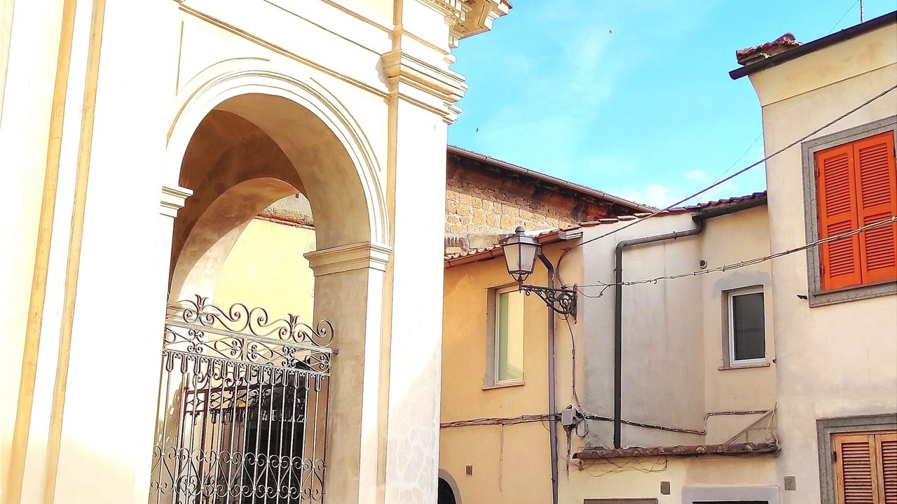 Photo of Others in Sutri