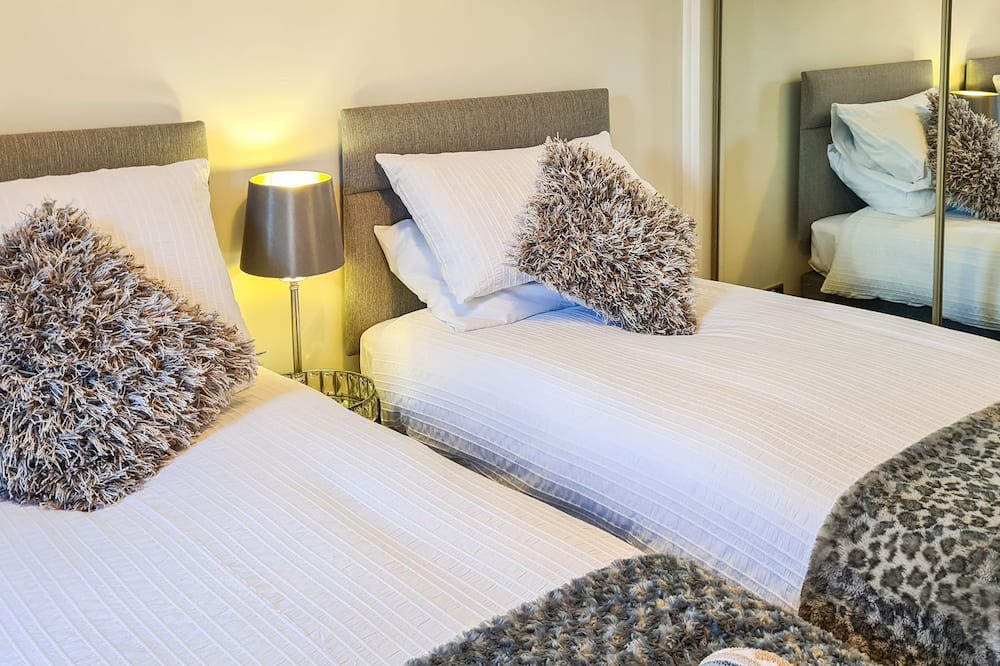 Photo of Bedroom in South Queensferry