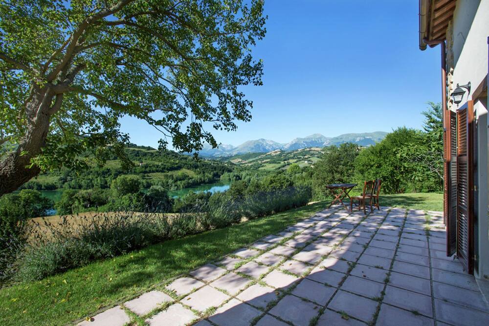 Photo of Outdoor in Amandola