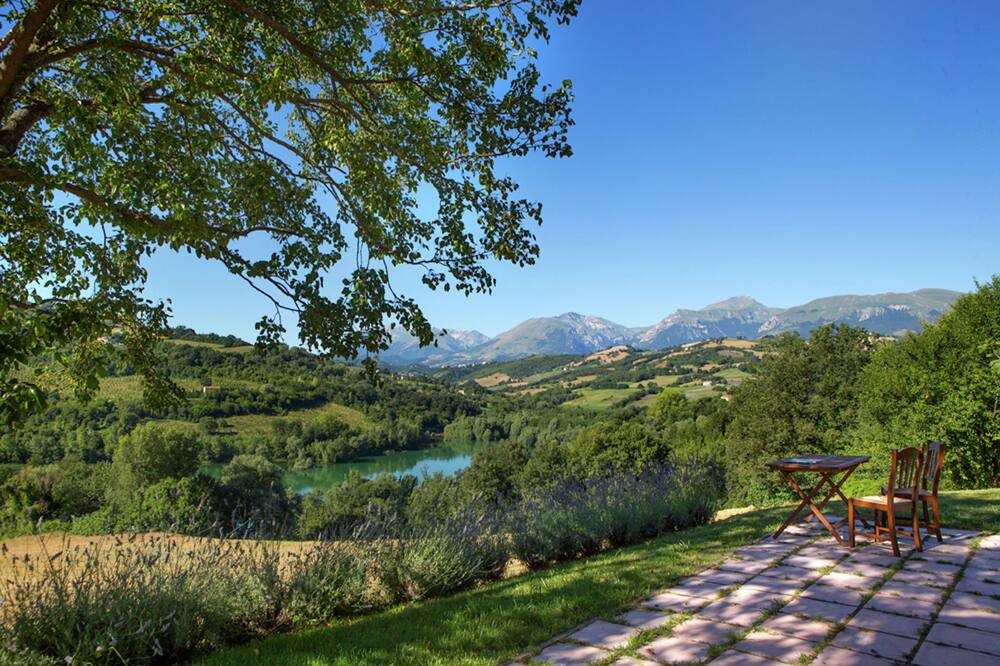 Photo of Outdoor in Amandola