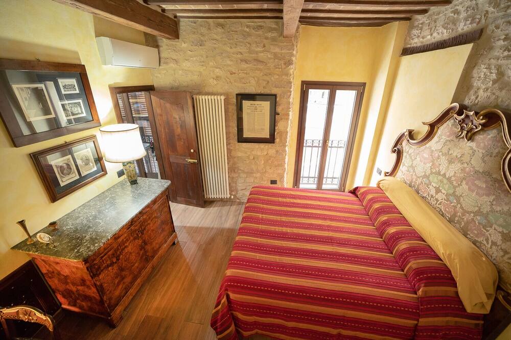 Photo of Bedroom in Sassoferrato