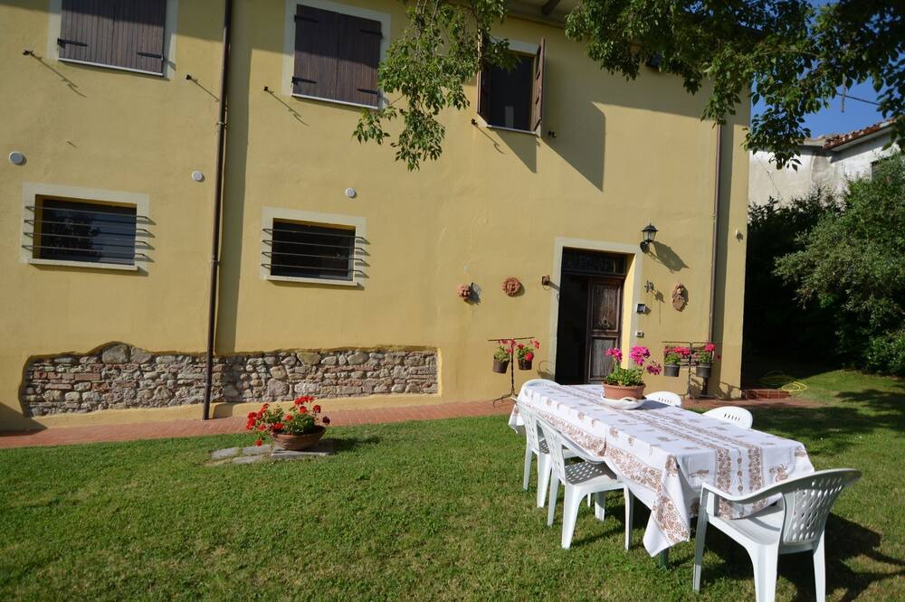 Photo of Outdoor in Croce