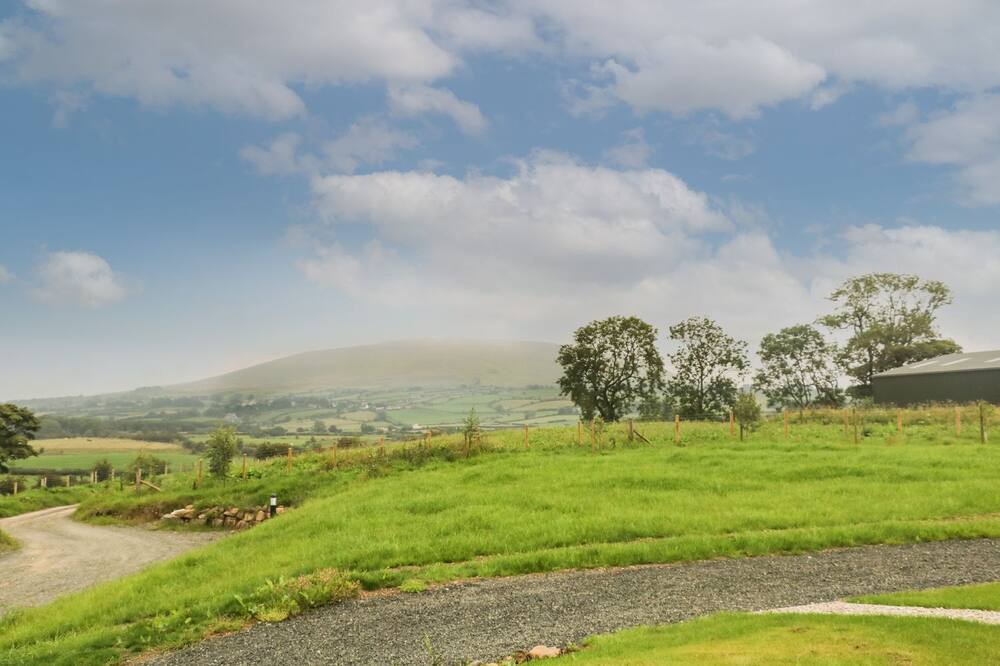 Photo of Outdoor in Armoy