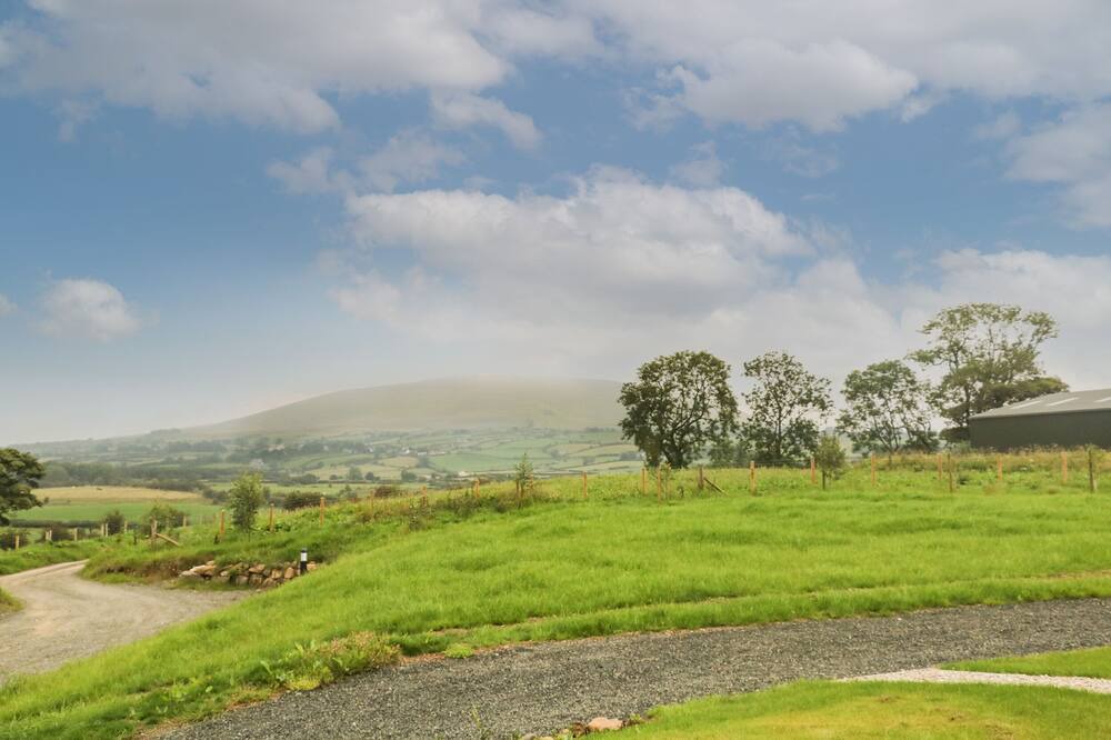 Photo of Outdoor in Armoy