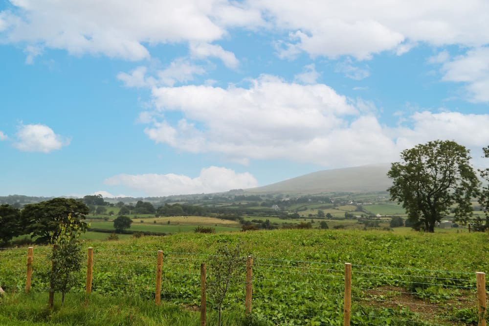 Photo of Outdoor in Armoy
