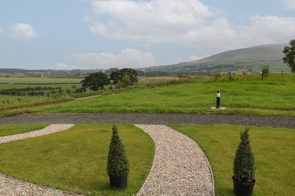 Photo of Others in Armoy