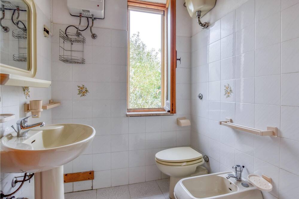 Photo of Bathroom in Agrustos
