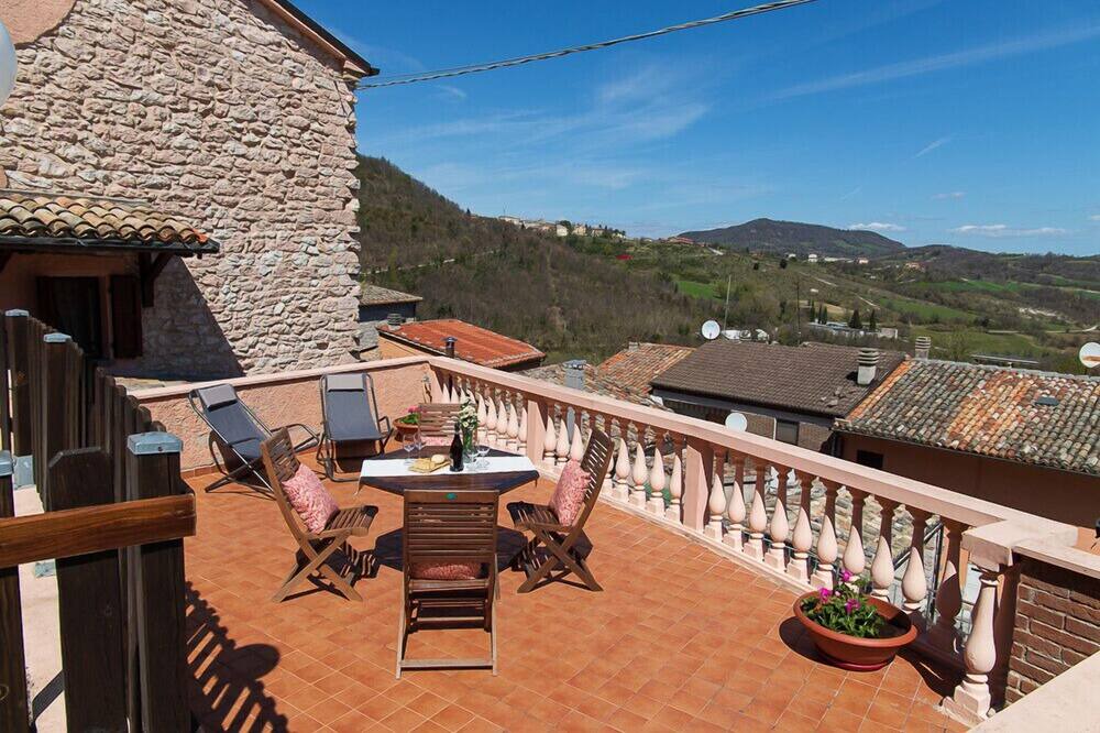 Photo of Patio Balcony in Serra Sant'Abbondio