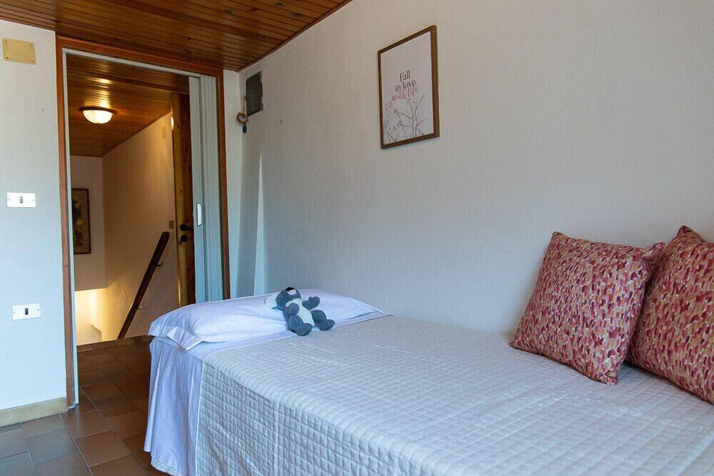 Photo of Bedroom in Serra Sant'Abbondio