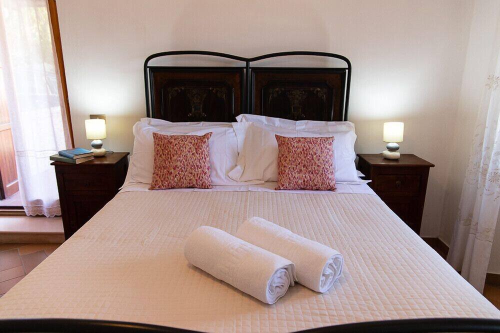 Photo of Bedroom in Serra Sant'Abbondio