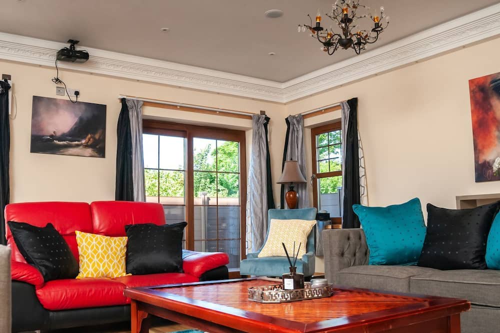 Photo of Livingroom in MacMerry