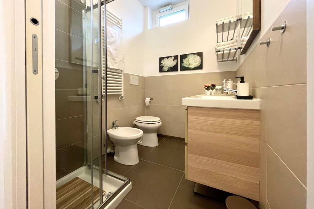 Photo of Bathroom in Monza