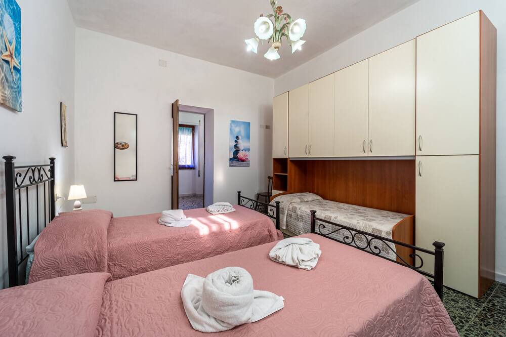 Photo of Bedroom in Nebida