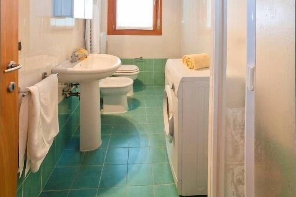 Photo of Bathroom in Caorle