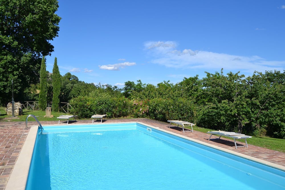 Photo of Outdoor in Pergola