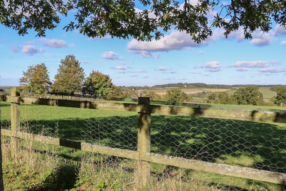 Photo of Outdoor in Aldermaston Wharf